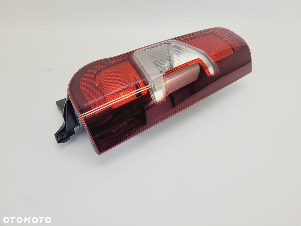 LAMPA PRAWY TYŁ PRAWA TYLNA PEUGEOT PARTNER IV 2018- 9820554880, #14410 - 2