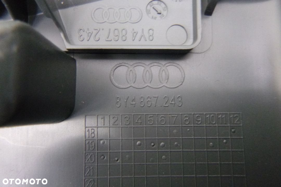 AUDI A3 8Y SEDAN ELEMENTY TAPICERKI  8Y0 8Y4 8Y5 8V0 - 12