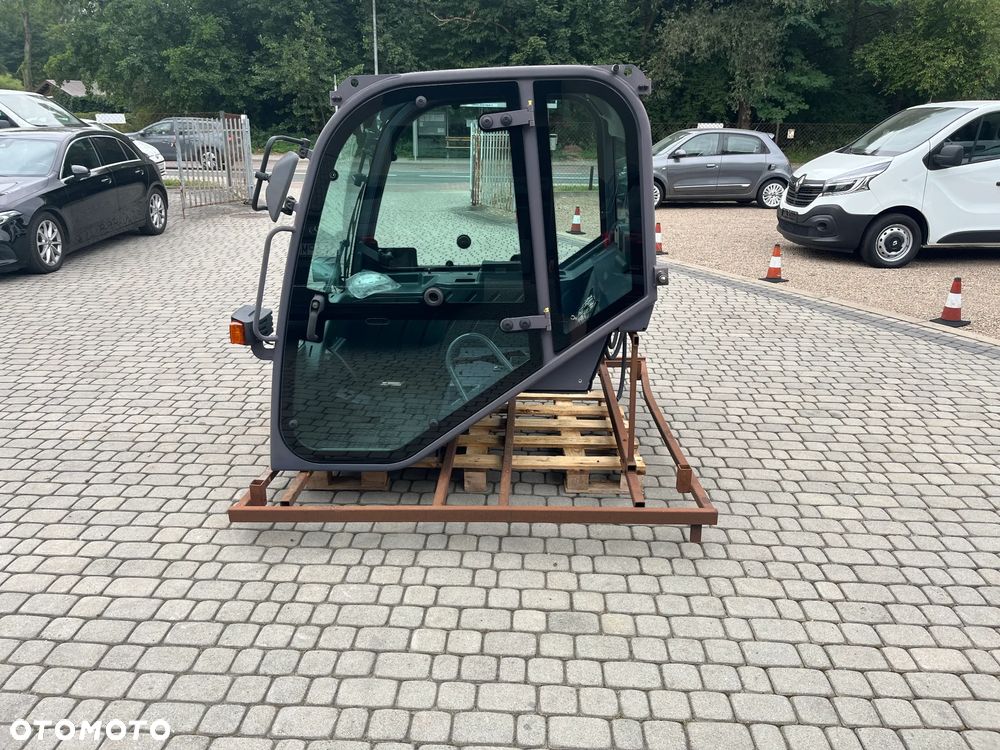 KABINA KOPARKA ŁADOWARKA TEREX KOBELCO SCHAFFER TEREX YANMAR SK34 12194netto - 8