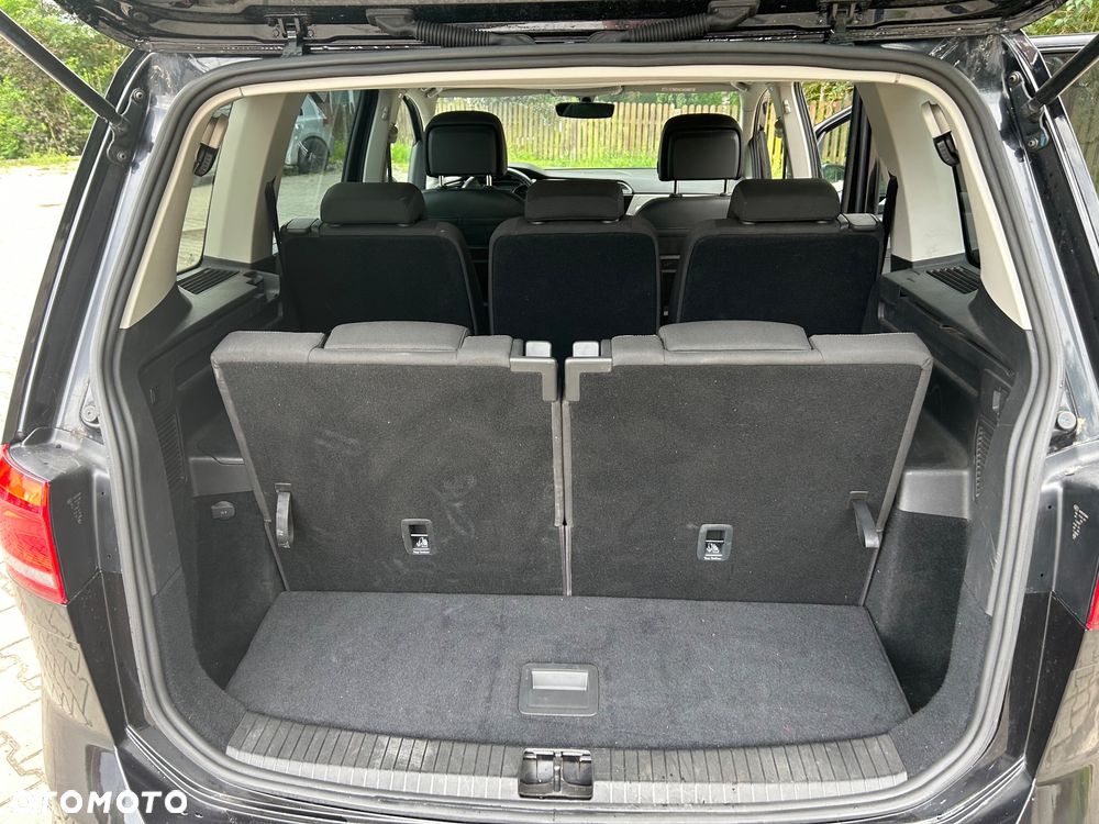 Volkswagen Touran 1.2 TSI (BlueMotion Technology) Comfortline - 16