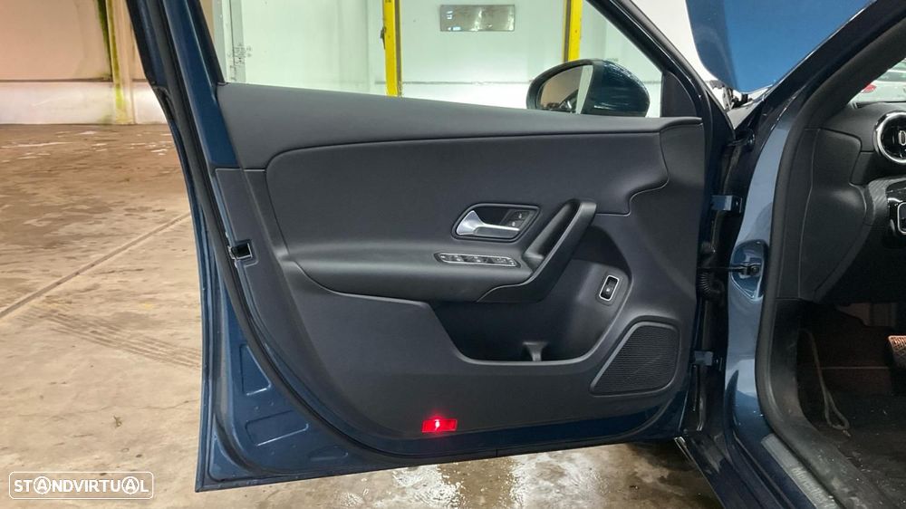 Mercedes-Benz A 250 e Style Plus - 17