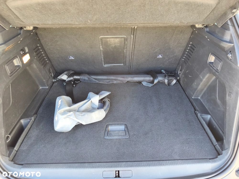 Peugeot 3008 BlueHDi 130 Stop & Start EAT8 Active Business-Paket - 31