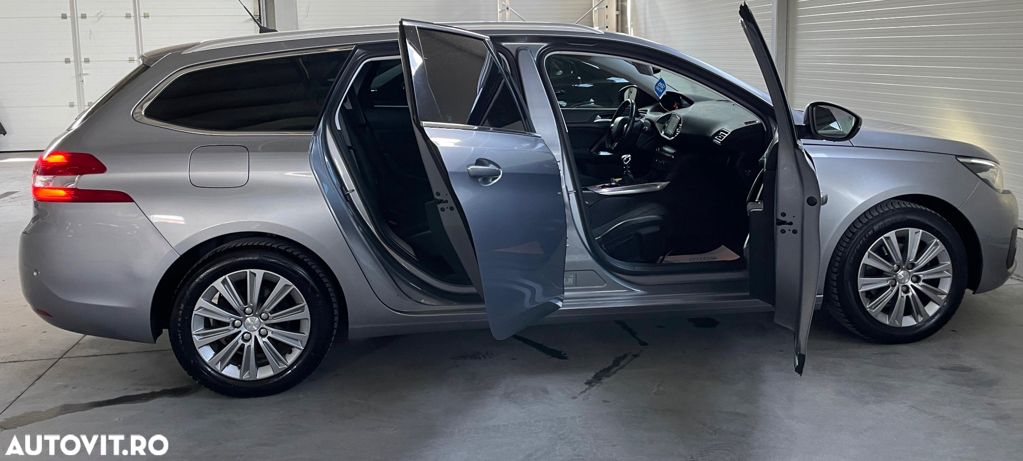 Peugeot 308 1.2L PureTech S&S BVM6 Allure Pack - 30