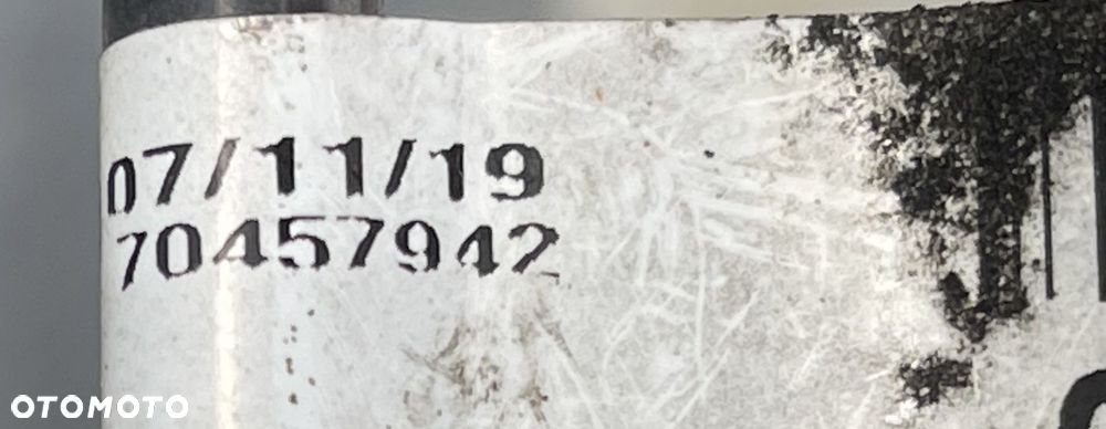 P8 GMC YUKON XL DENALI IV 2015 -  6.2 PRZEWODY HAMULCOWE RURKI PRZEWÓD - 7