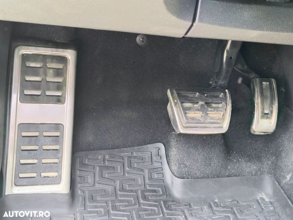 Skoda Octavia 2.0 TDI DSG Style - 10