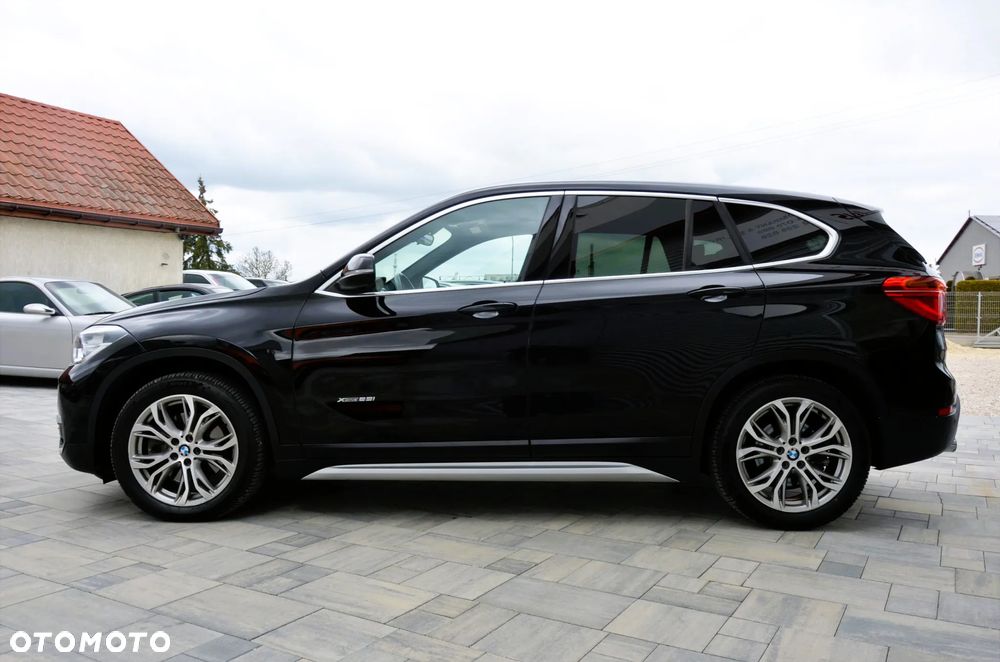 BMW X1 xDrive28i xLine - 8