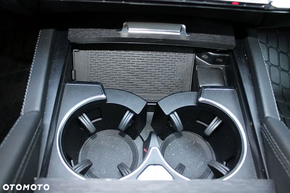 Mercedes-Benz GLE - 35