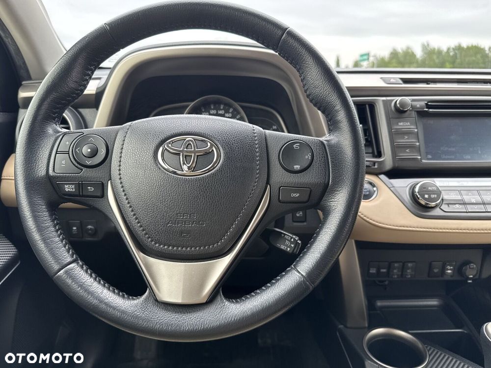 Toyota RAV4 - 13