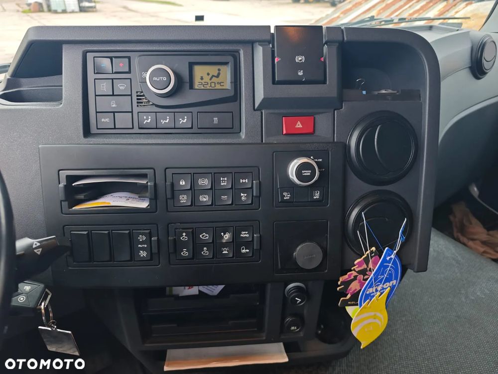 Renault C480 T4x2 E6 DMC 18t/DMCZ 40t - 6