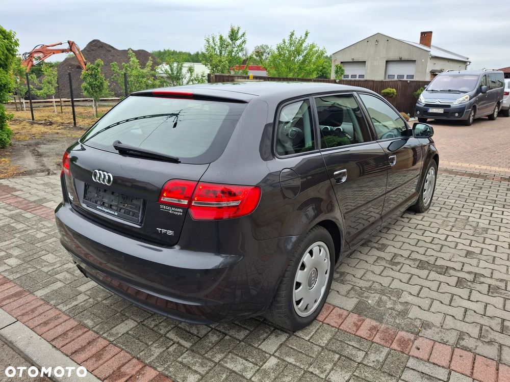 Audi A3 Sportback 1.4 TFSI Attraction - 5