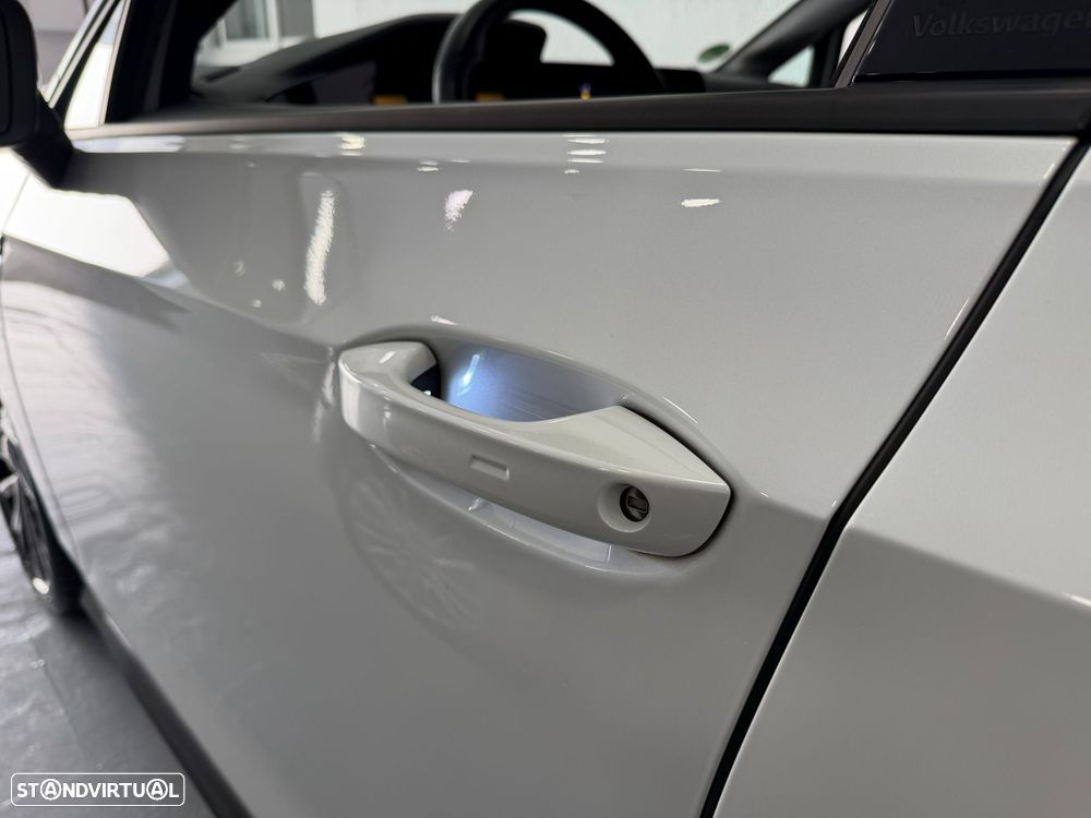 VW Golf 2.0 TSI OPF GTI - 30