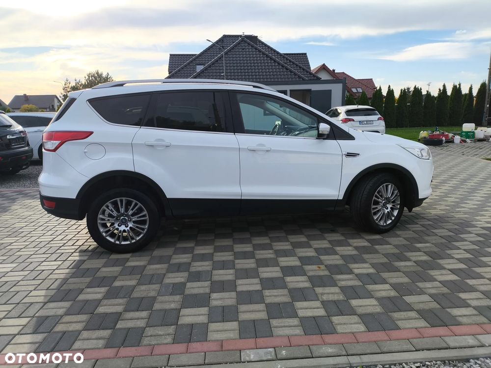 Ford Kuga 2.0 TDCi FWD Titanium - 12