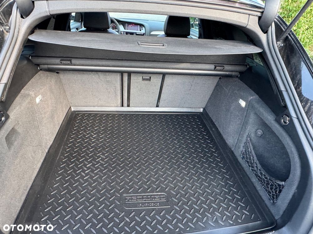 Audi A4 Avant 3.2 FSI quattro Ambiente - 22