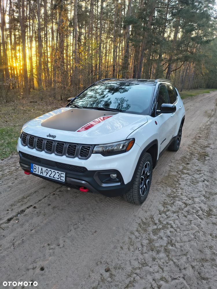 Jeep Compass - 1
