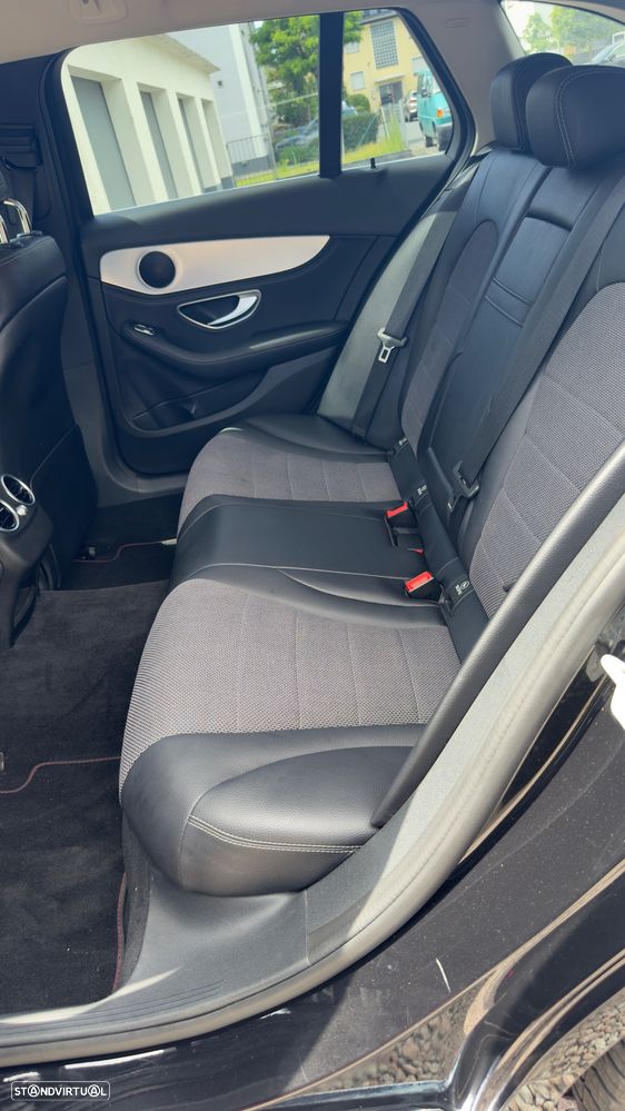 Mercedes-Benz C 220 Station CDI DPF BlueEFFICIENCY Avantgarde Edition - 43
