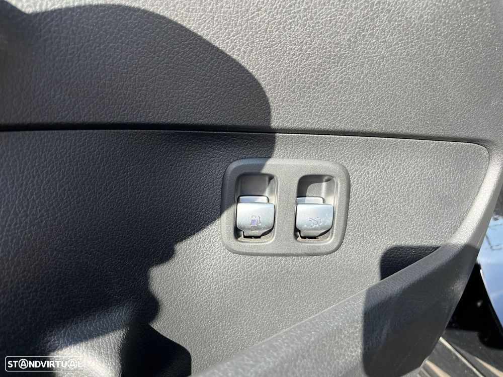 Mercedes-Benz C 300 e T 9G-TRONIC AMG Line - 20