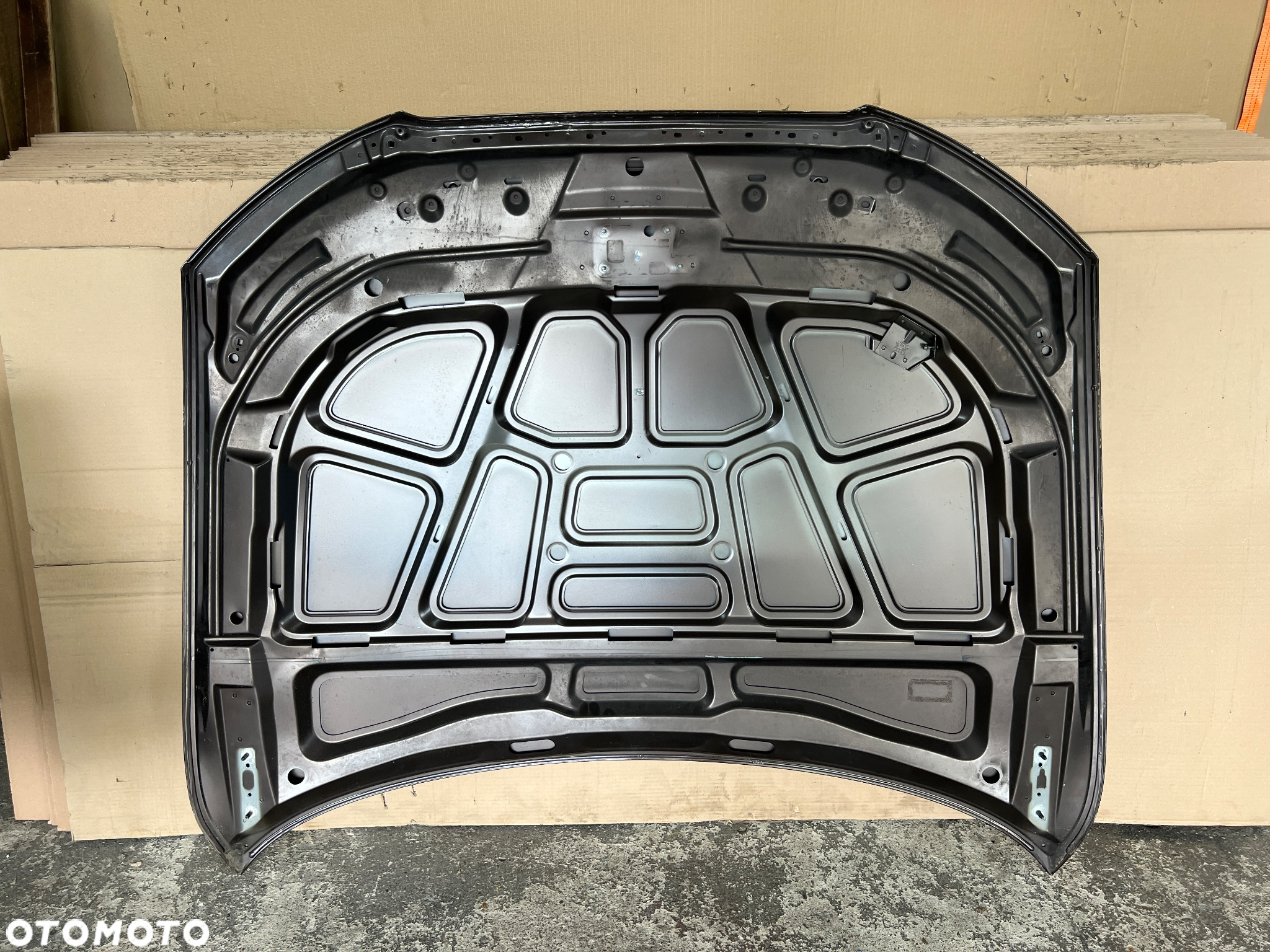 Audi A5 8T0 lift 2011-2016 Maska silnika - 4