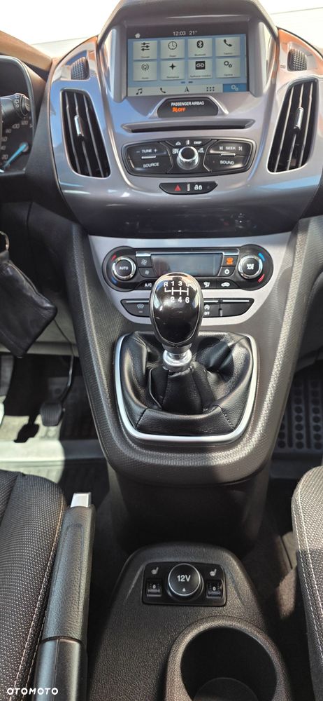 Ford Tourneo Connect 1.5 TDCi Start-Stop Titanium - 15