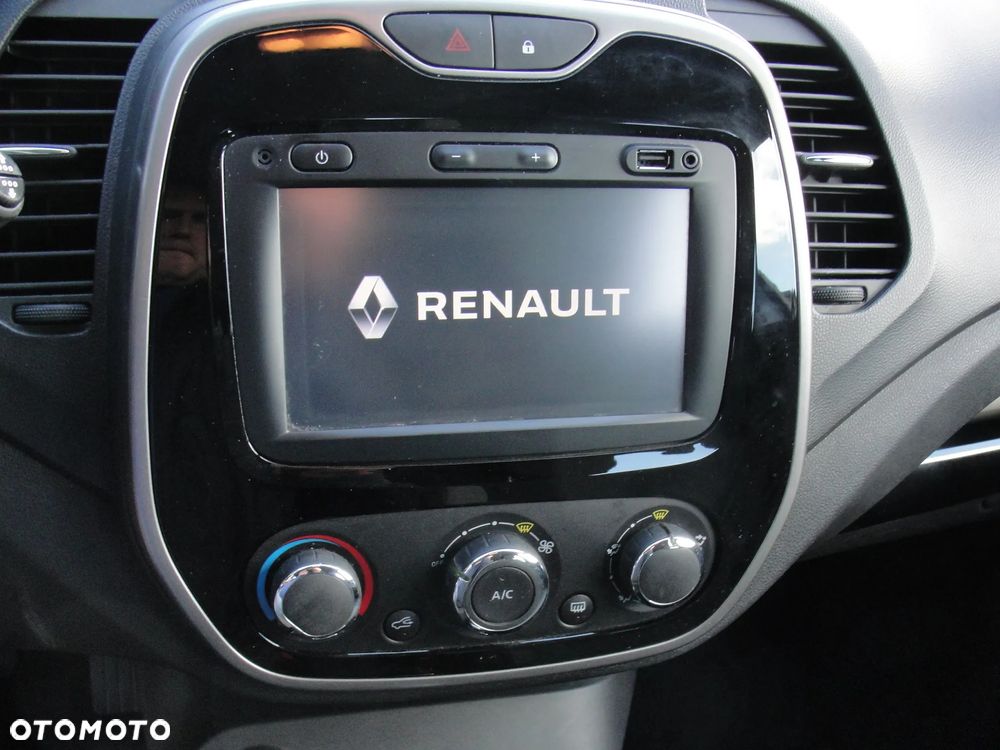 Renault Captur 1.5 dCi Energy Intens EDC EU6 - 10