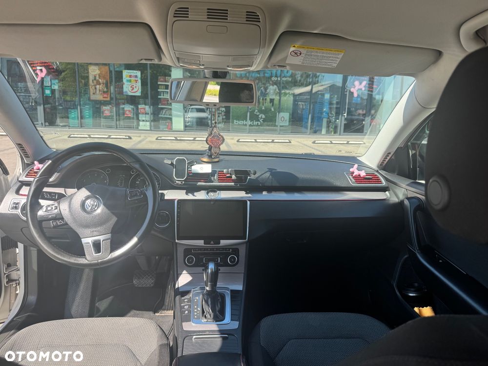 Volkswagen Passat 1.4 TSI BMT Highline R-Style DSG - 8