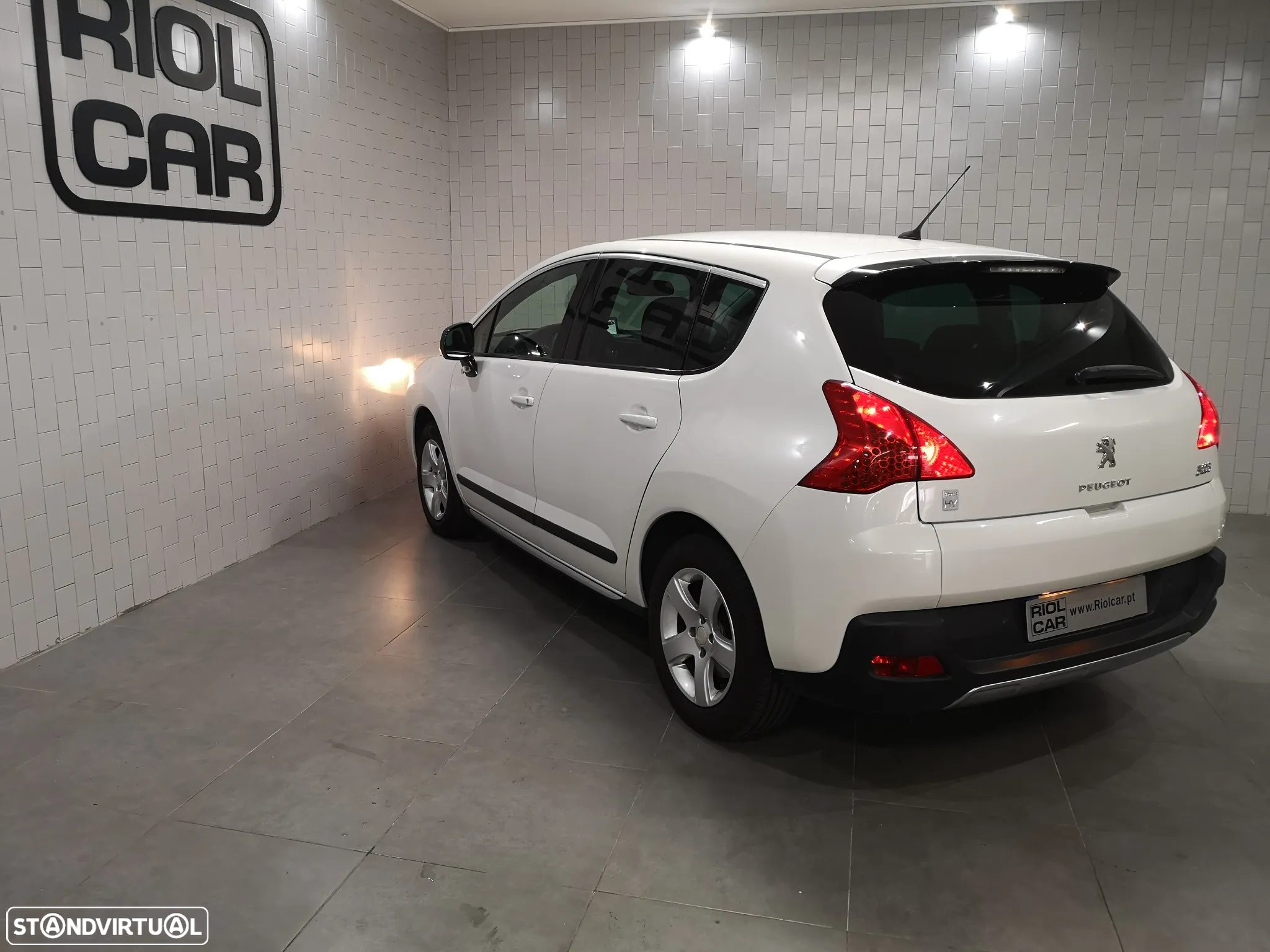 Peugeot 3008 2.0 HDi Hybrid4 88g - 13