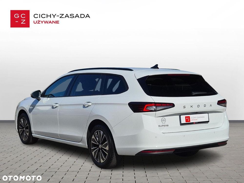 Skoda Superb 2.0 TDI SCR Selection DSG - 3