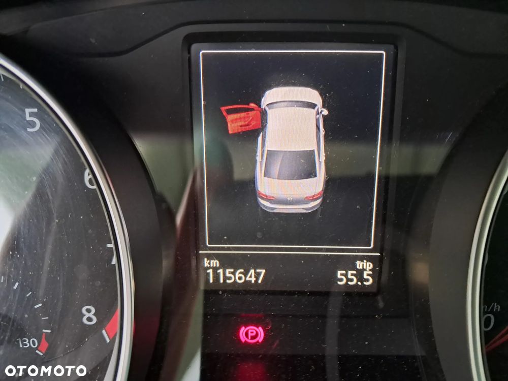 Volkswagen Passat 1.8 TSI BMT Comfortline - 14