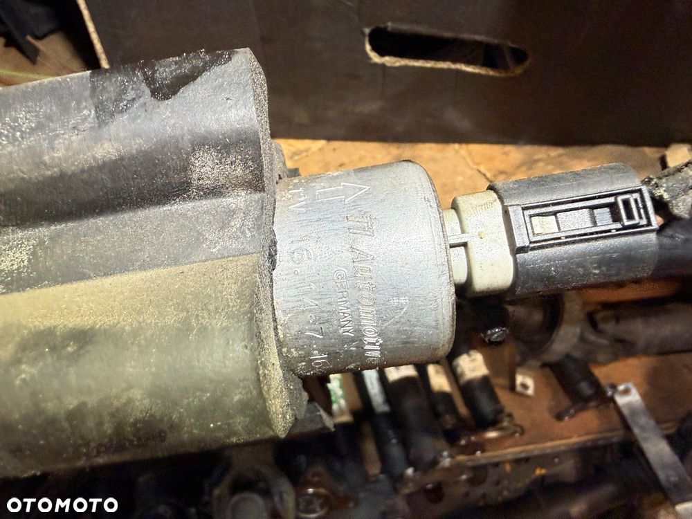 Pompa paliwa m47 m57 2.0d 2.5d 3.0d  progowa progówka Oryginalna Bmw Automotive Pierburg - 2