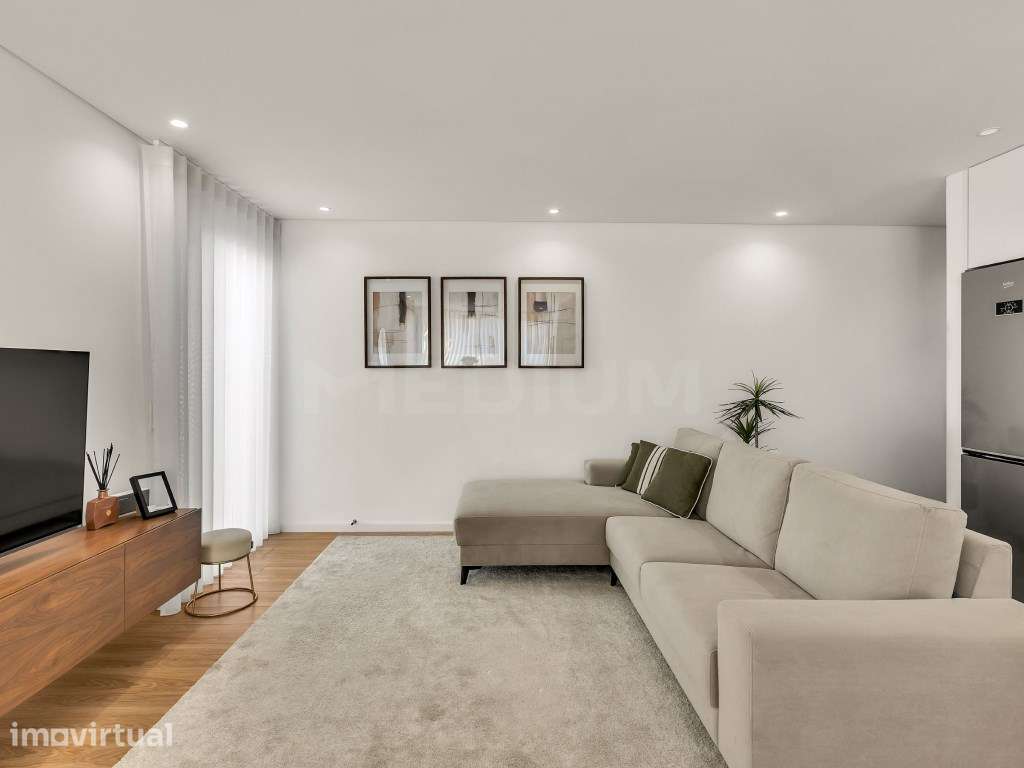 Apartamento T2 em Vilar do Pinheiro - Grande imagem: 3/21