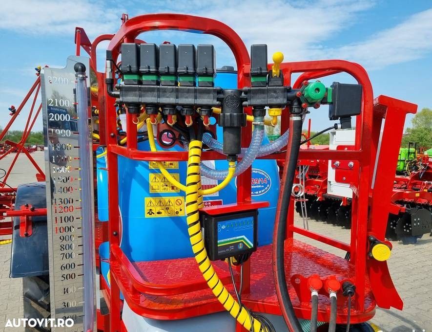 BIARDSKI Pulverizatoare tractate Biardzki- 1200L - 8