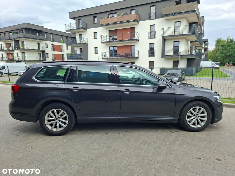 Volkswagen Passat Variant 2.0 TDI EVO Business DSG - 10