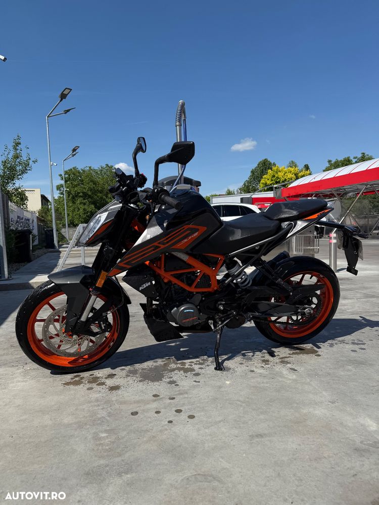 KTM 125 Duke - 2