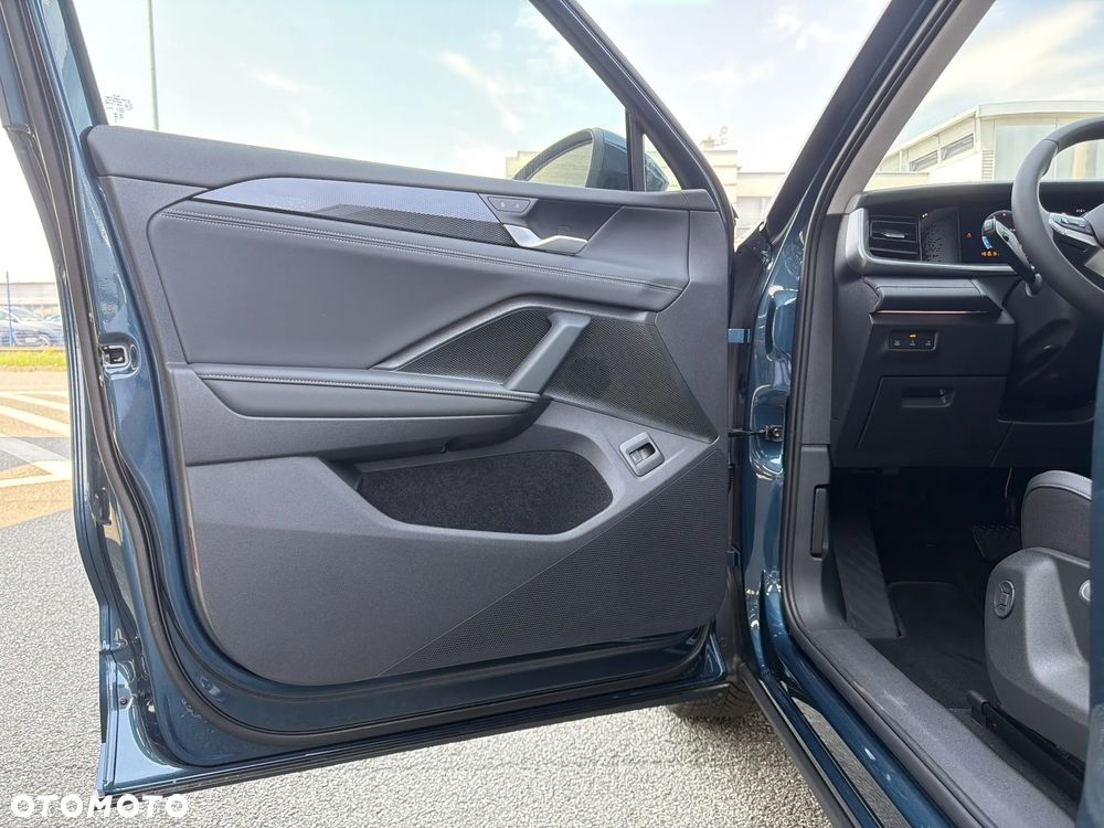 Volkswagen Tayron 1.5 eTSI mHEV Life Plus DSG - 11