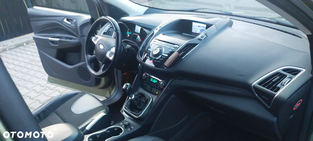 Ford Kuga 2.0 TDCi 4x4 ST-Line - 10