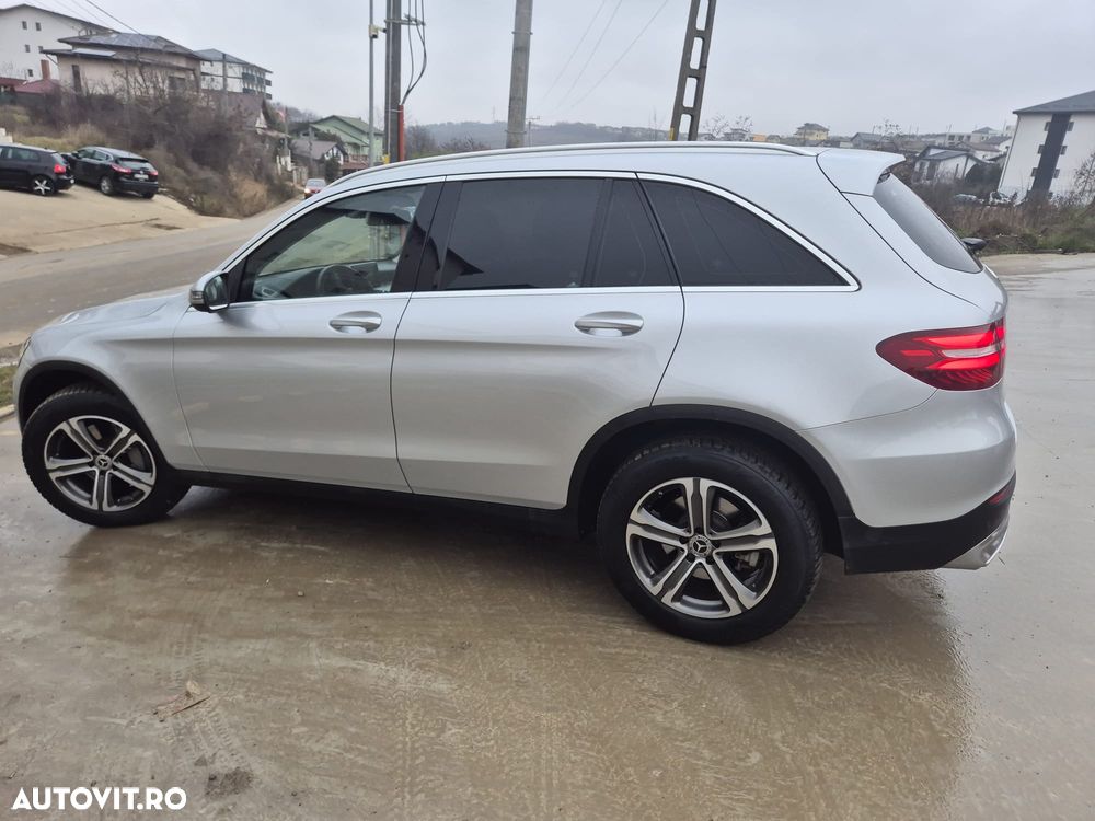 Mercedes-Benz GLC 250 4MATIC - 2