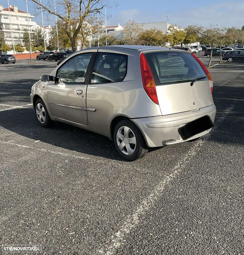 Fiat Punto 1.2 16V ELX - 4