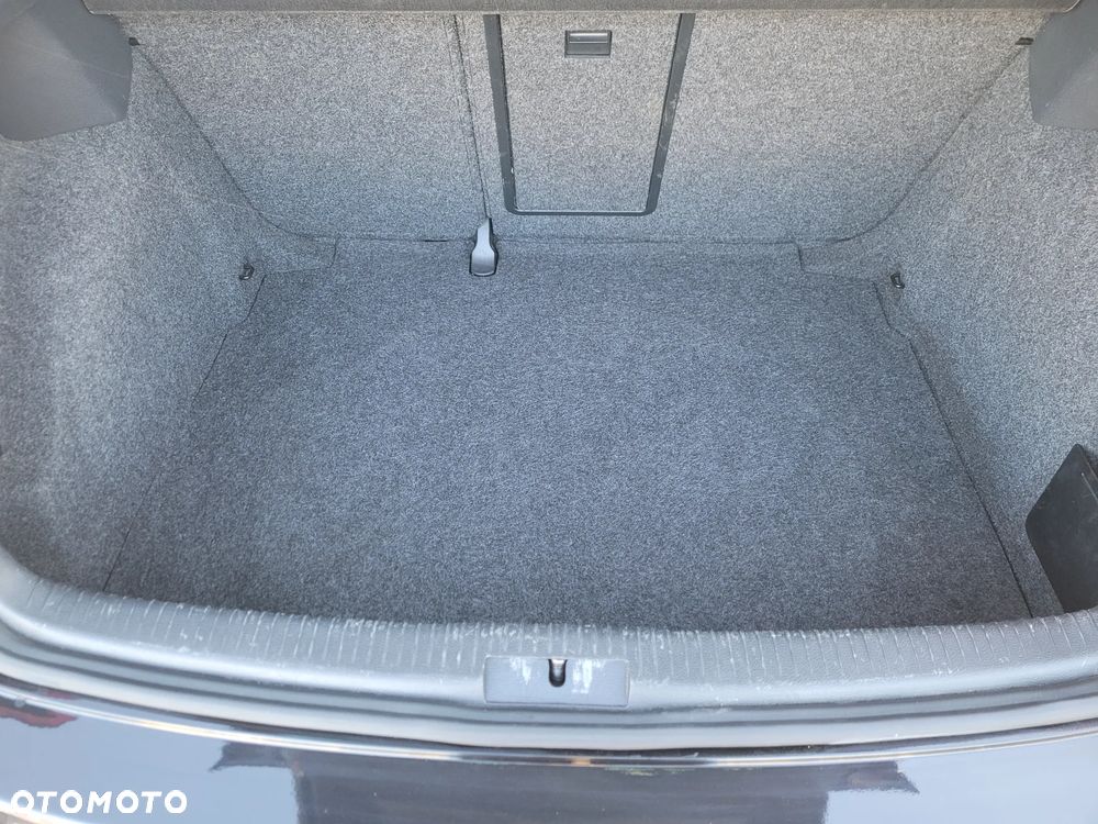 Volkswagen Golf 1.4 TSI Style - 25