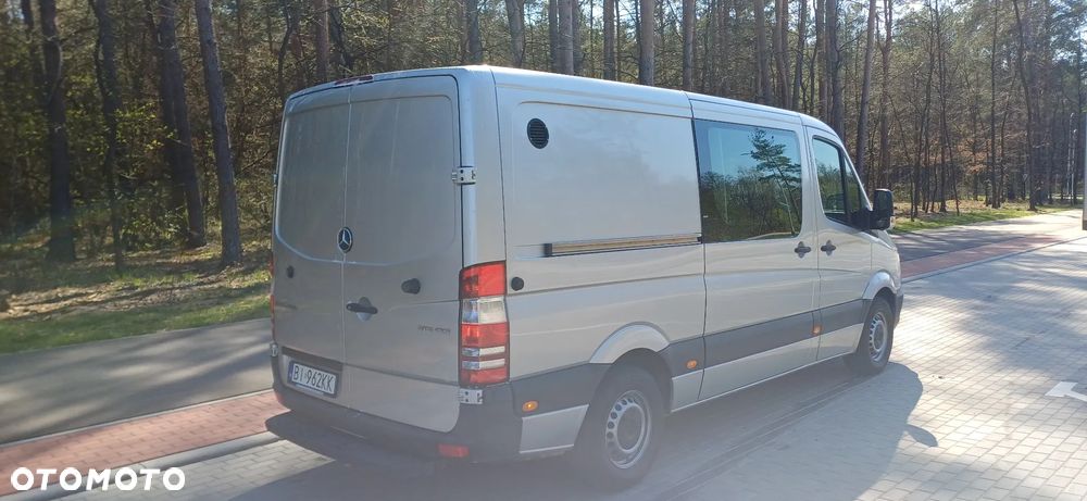 Mercedes-Benz Sprinter - 4