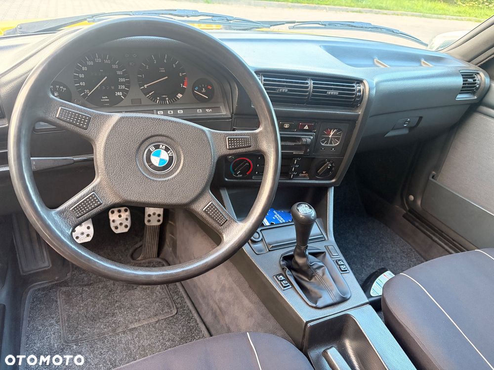 BMW Seria 3 - 18