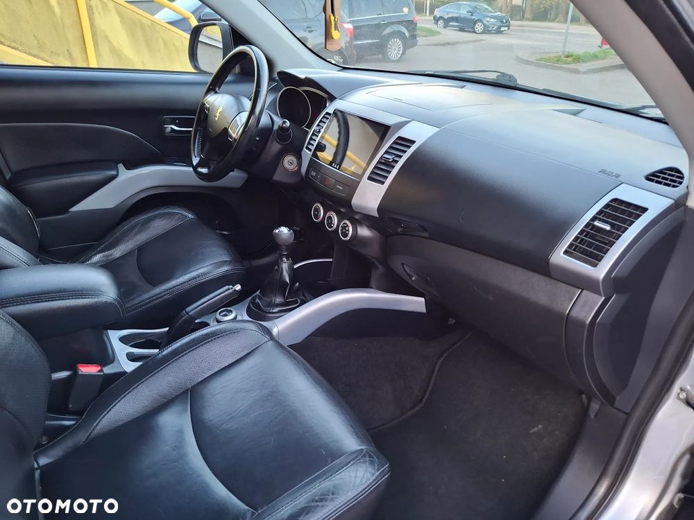 Peugeot 4007 2.2HDi Platinum - 30