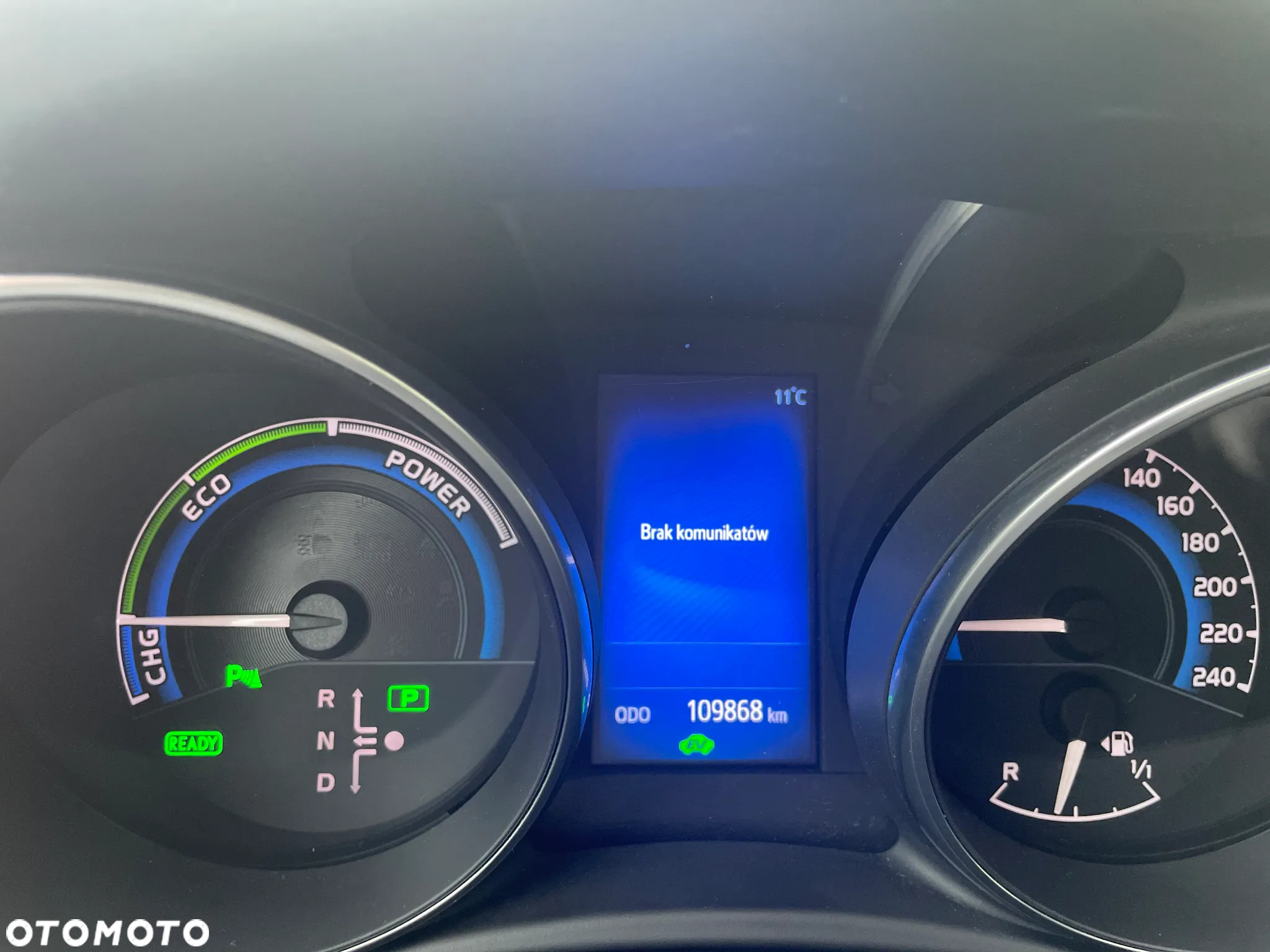 Toyota Auris Hybrid 135 Premium - 10