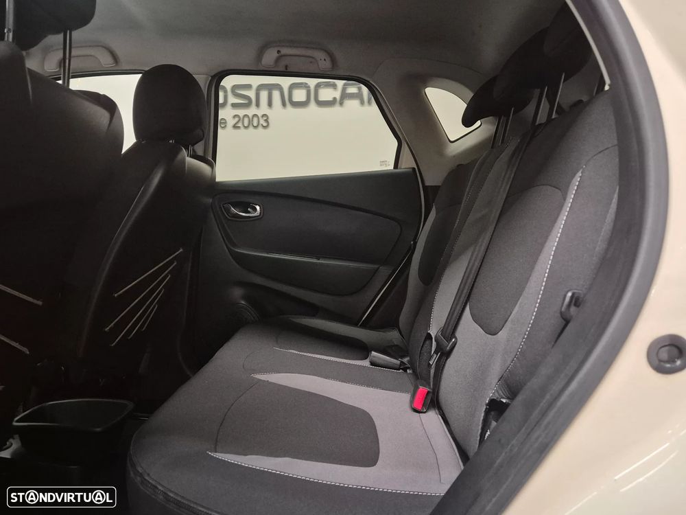 Renault Captur 1.5 dCi Exclusive - 19