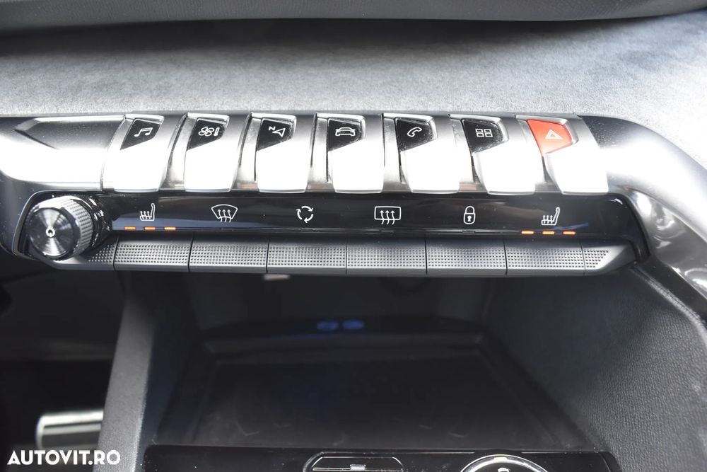 Peugeot 3008 2.0 BlueHDI S&S EAT6 GT - 28