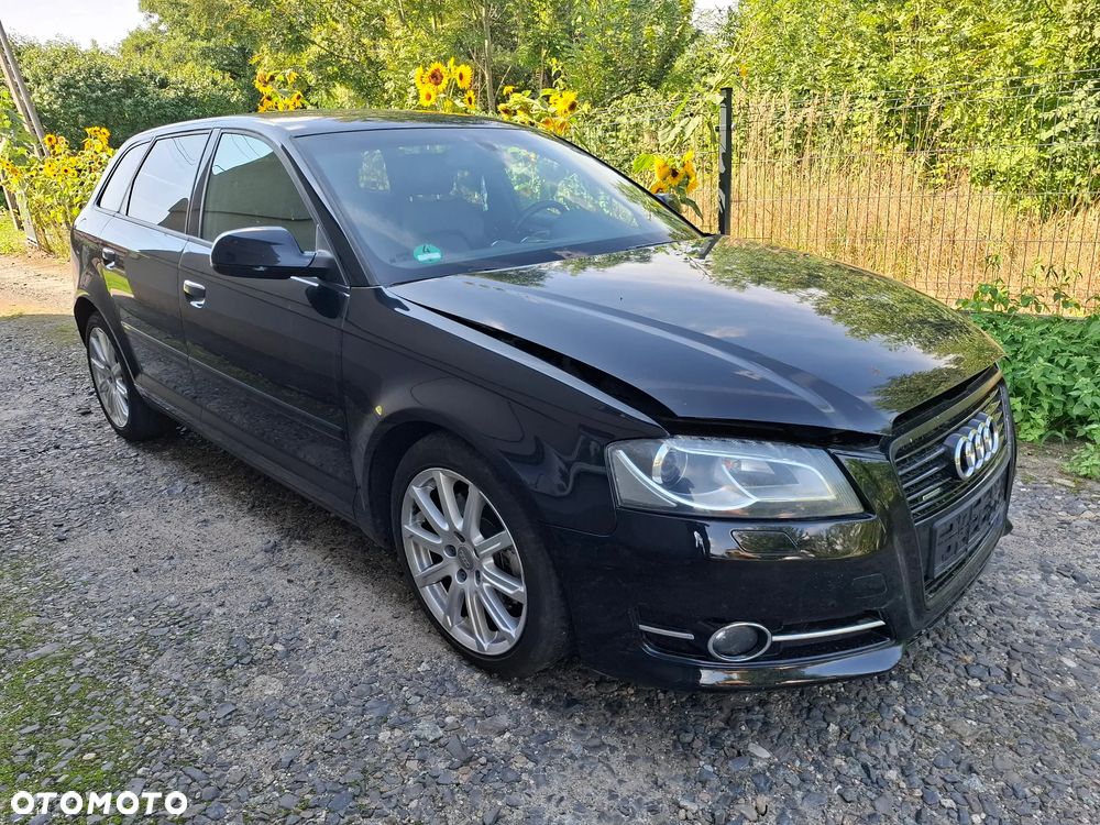 Audi A3 Sportback 2.0 TDI DPF quattro S line Sportpaket - 1