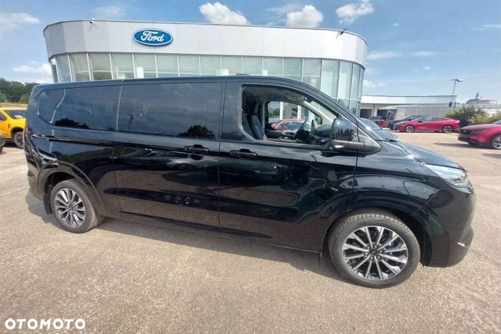 Ford Tourneo Custom 2026