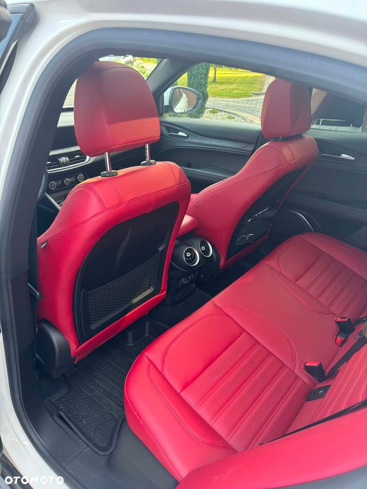 Alfa Romeo Stelvio 2.0 Turbo TI Q4 - 11