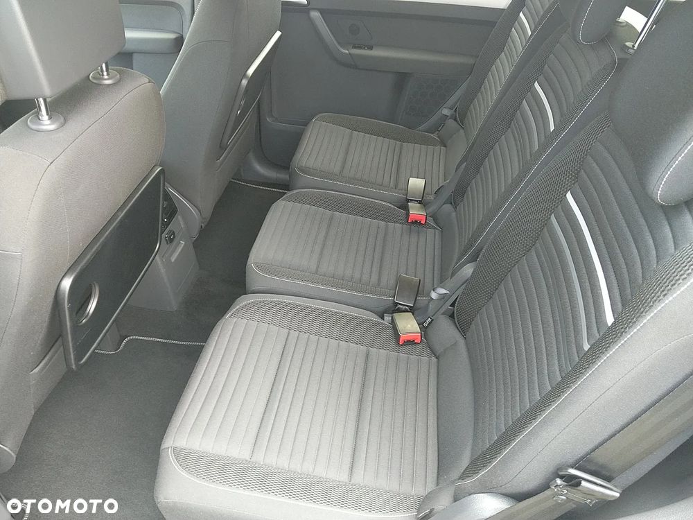 Volkswagen Touran 1.6 TDI DPF DSG Cup - 17