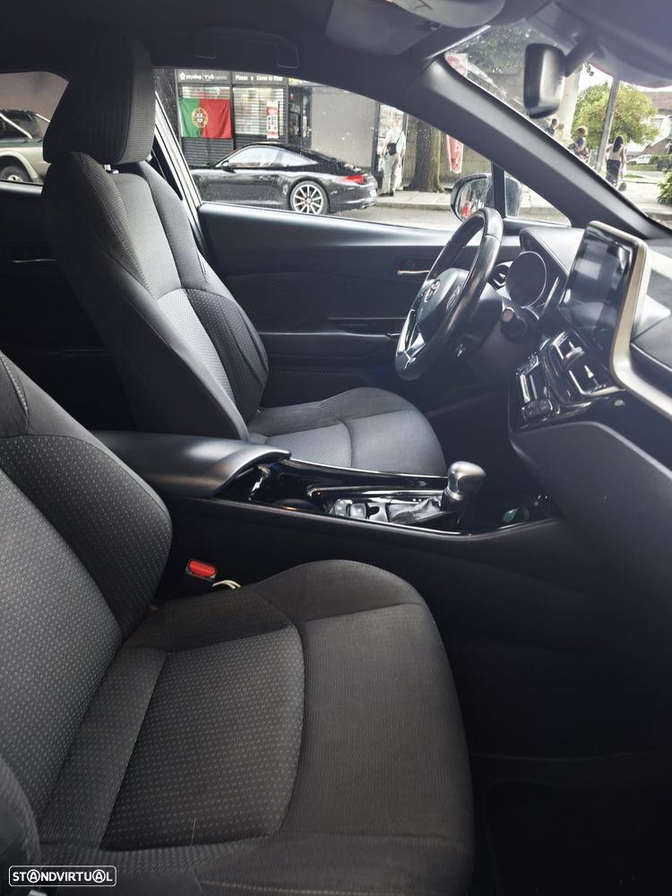 Toyota C-HR 1.8 Hybrid Square Collection - 9