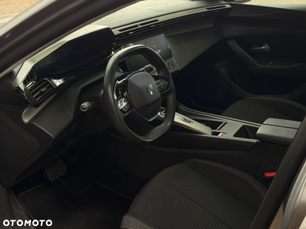 Peugeot 308 - 11