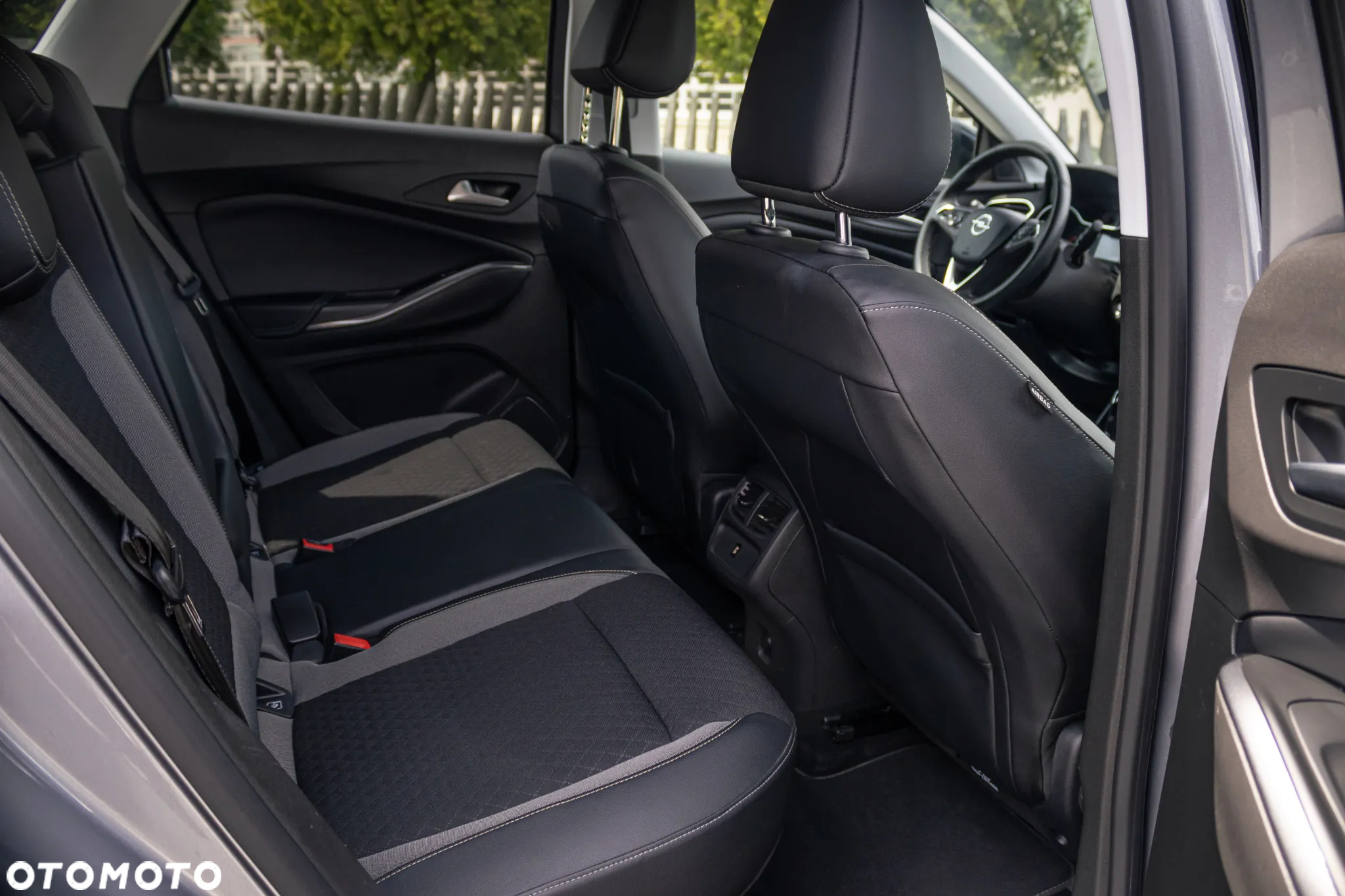 Opel Grandland X - 12